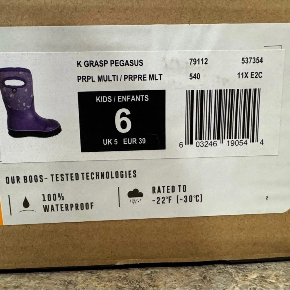 New BOGS Kids Grasp Pegasus Winter Boots - Youth Size 6